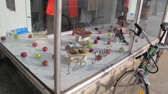 126 James St. North, Hawk & Sparrow, vintage, clothing store, Hamilton, Ontario