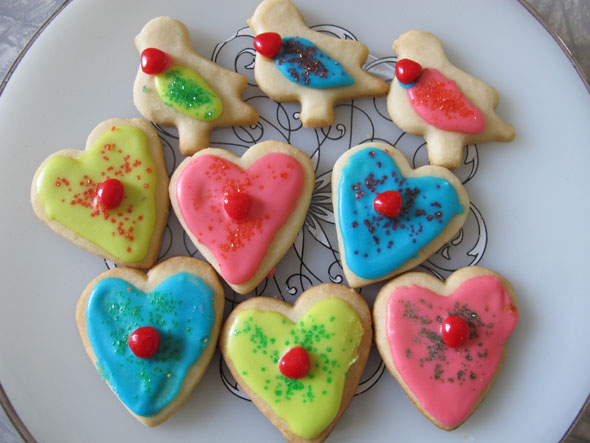 easy to make, valentine's day, short bread cookies